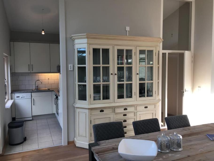 Grevelingenlaan 30,modern Ingerichte Bungalow Aan De Grevelingen, * Scharendijke