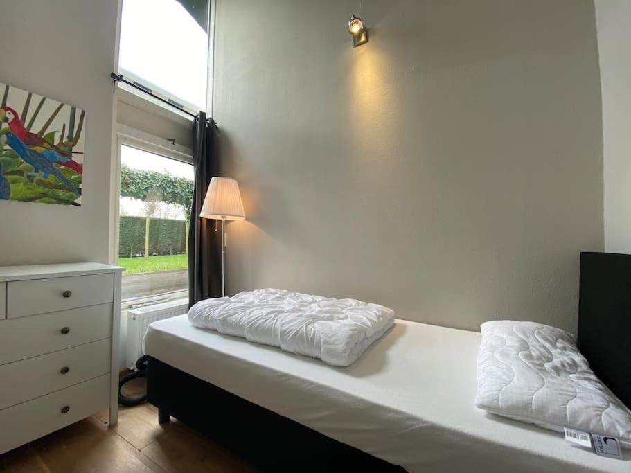 Grevelingenlaan 30,modern Ingerichte Bungalow Aan De Grevelingen, Vakantiehuis *